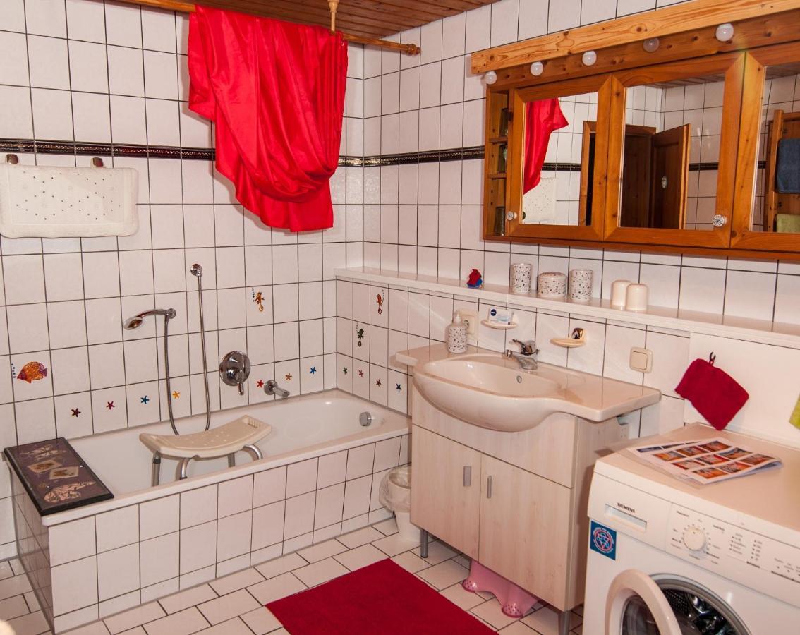 Ferienwohnung Sternschnuppe Chieming Buitenkant foto