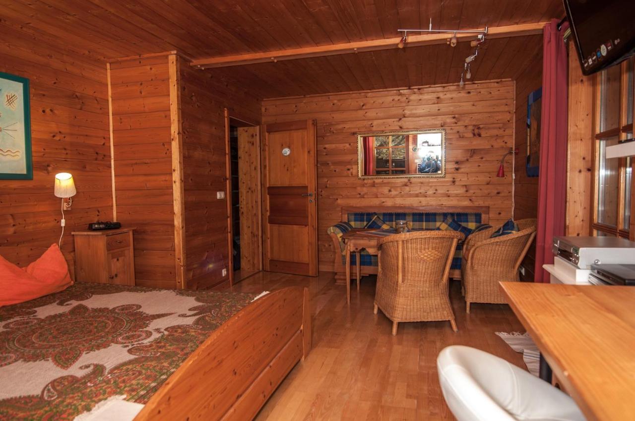 Ferienwohnung Sternschnuppe Chieming Buitenkant foto